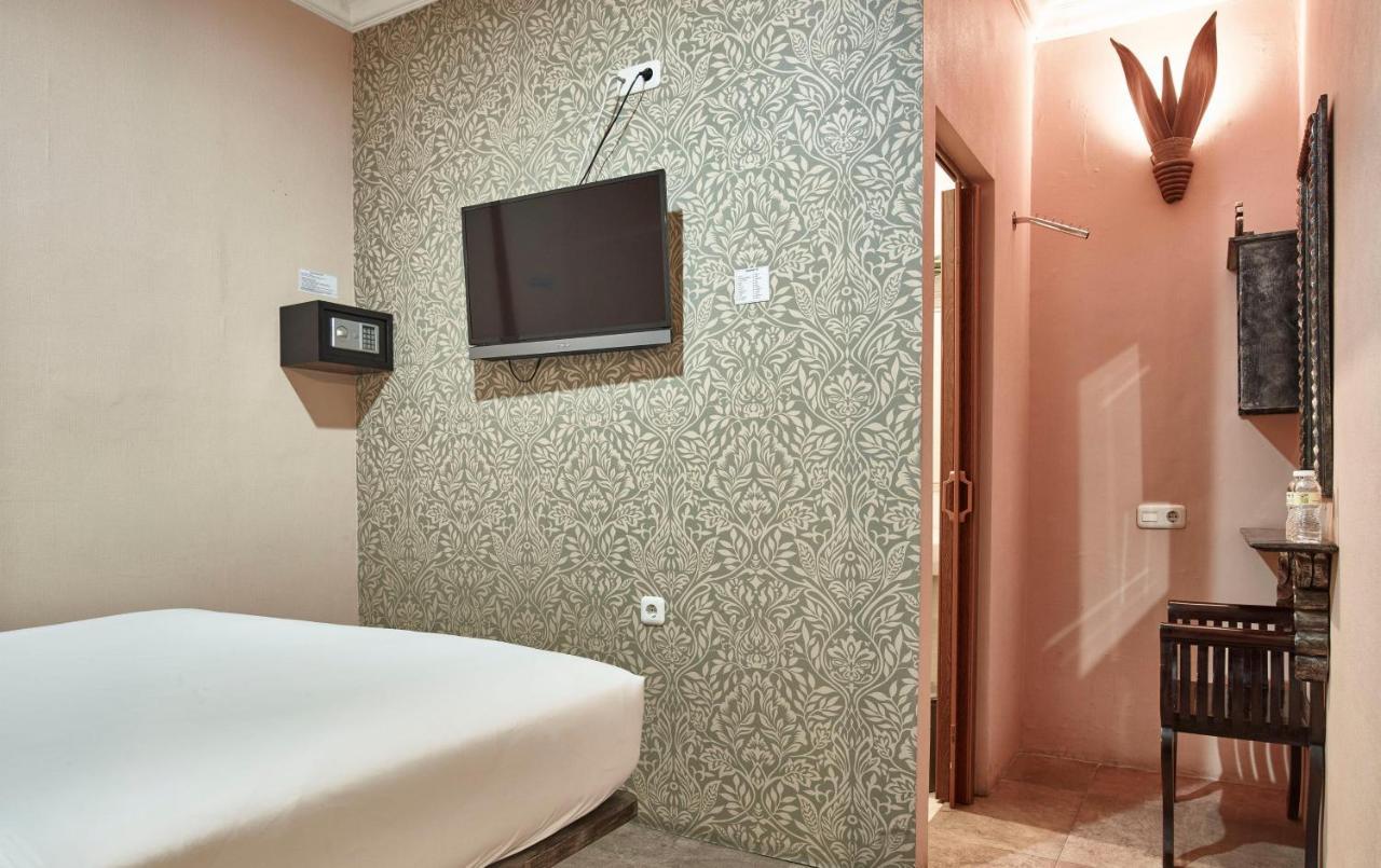 Twins Hotel Yakarta Exterior foto