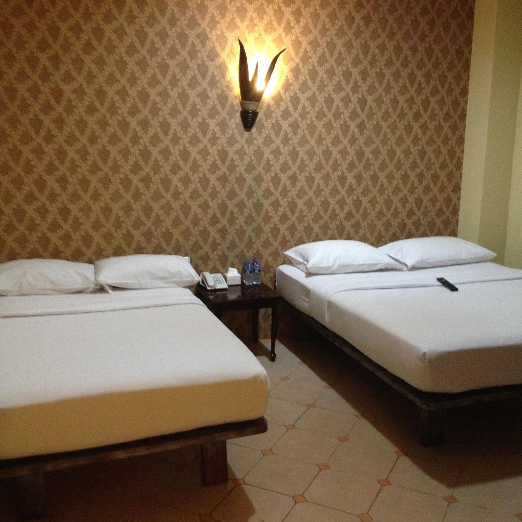 Twins Hotel Yakarta Exterior foto
